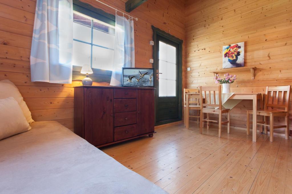 Domki Letniskowe Bartek Rewal Room photo